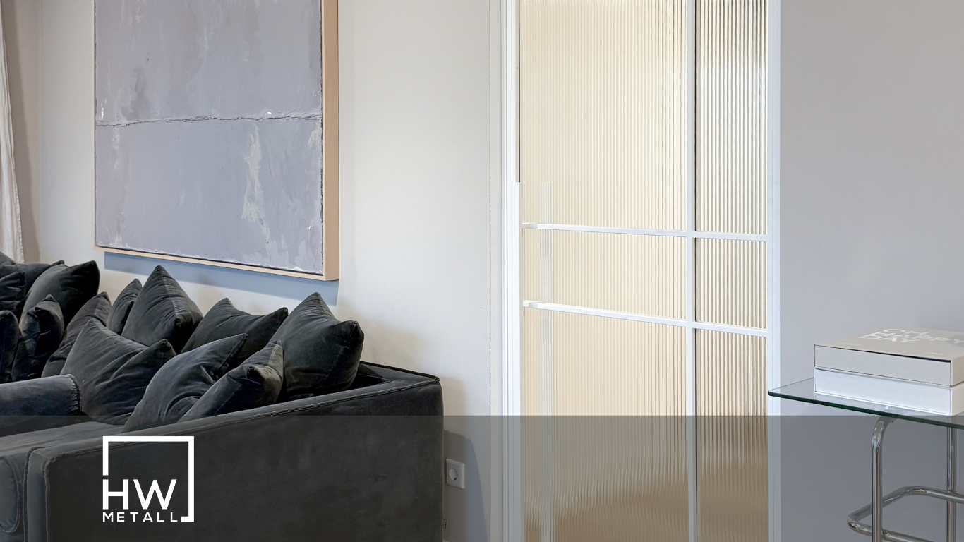 Lofttür aus Stahl und Glas – Glas und Raumwirkung bei Lofttüren im modernen Wohnraum