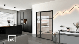 Hochwertige Lofttür aus filigranen Stahlprofilen mit Sicherheitsglas und fein strukturierter Pulverbeschichtung